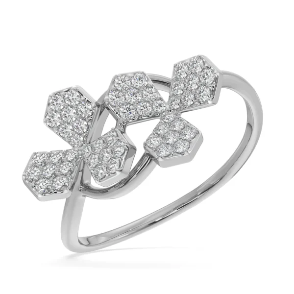 Crisscross Lab Diamond Clover Ring in Yellow Gold - Image 5