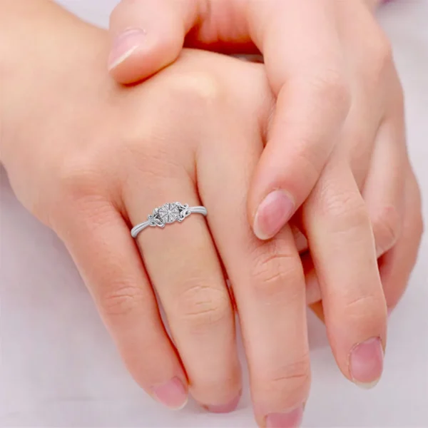 18KT Gold Intricate Design Lab Diamond Ring - Image 2