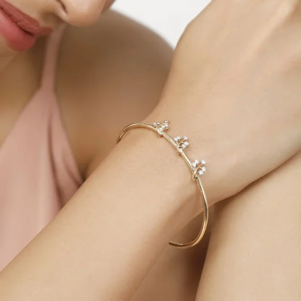 14KT Yellow Gold Sunlit Leaves In Lab Diamond Bangle - Image 2